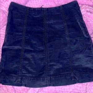 Navy blue skirt Size:M 5$